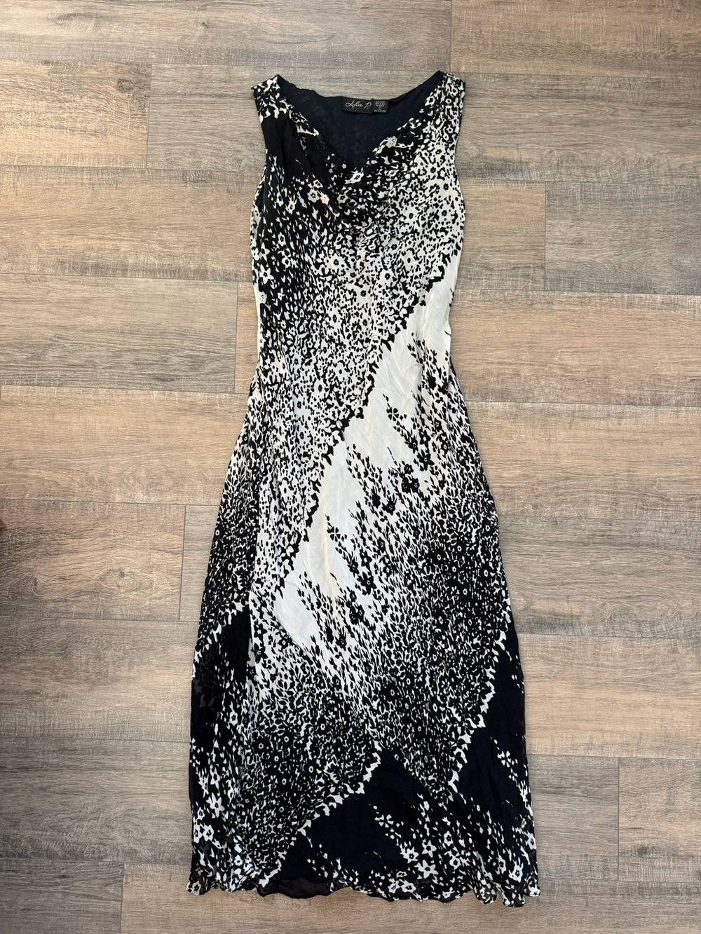 lola Black & White Sleeveless Cowl Neck Maxi Dress